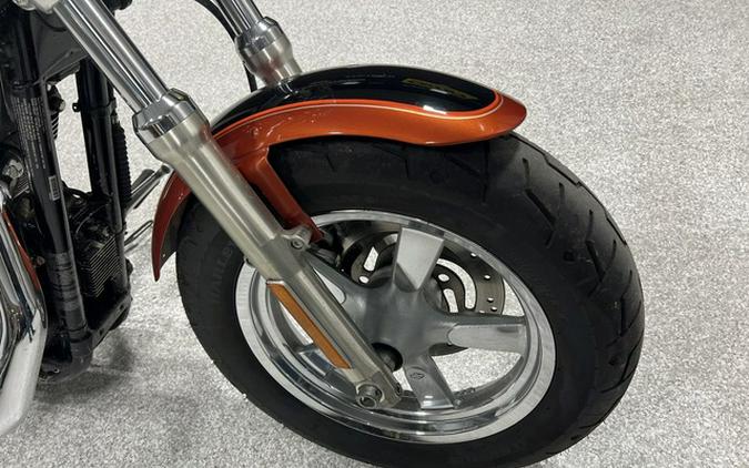 2011 Harley-Davidson Sportster XL1200C - 1200 Custom