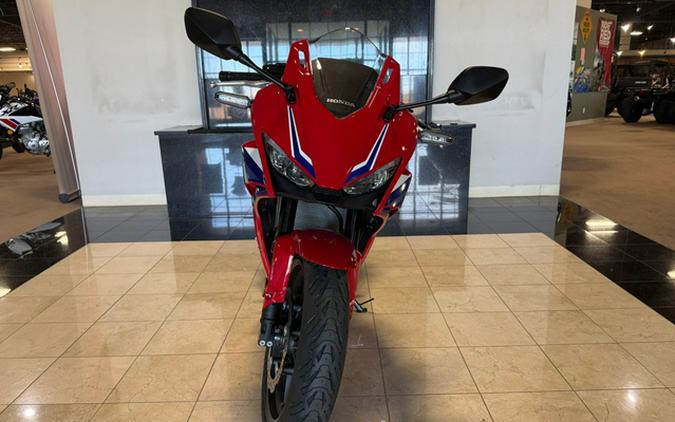 2025 Honda CBR500R
