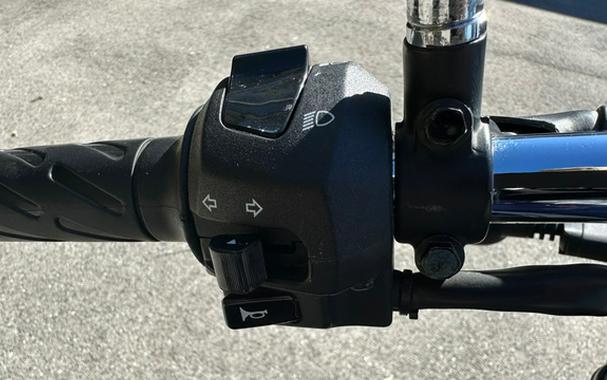 2022 Moto Guzzi V7 SPECIAL