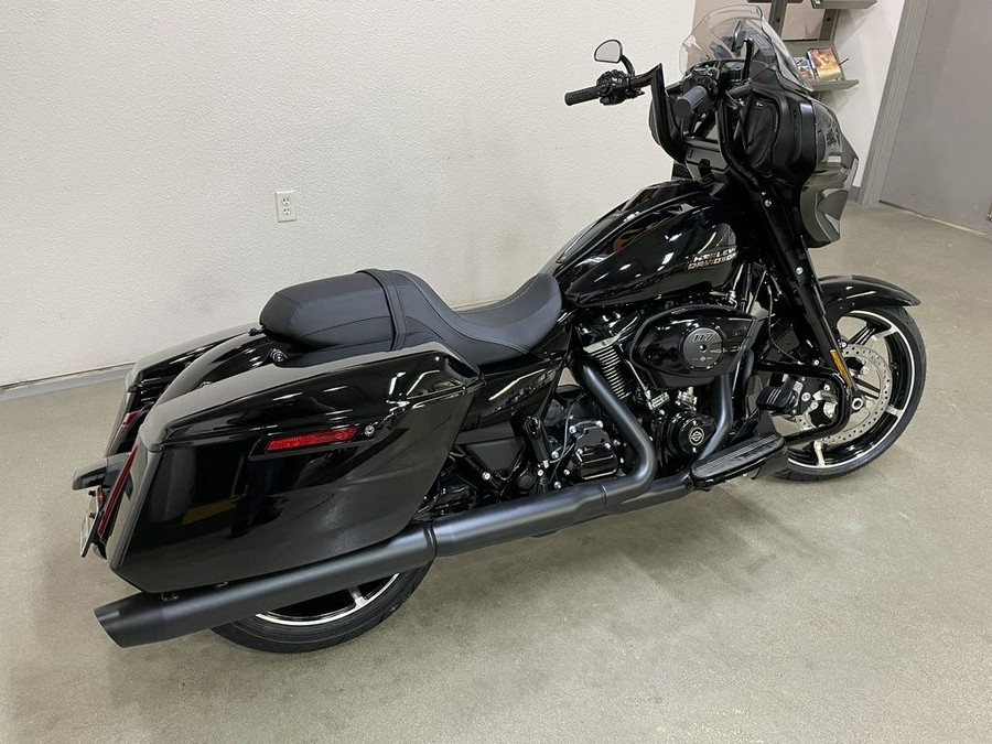 2024 Harley-Davidson® FLHX - Street Glide®