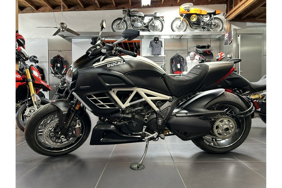 2013 Ducati DIAVEL 1200 AMG