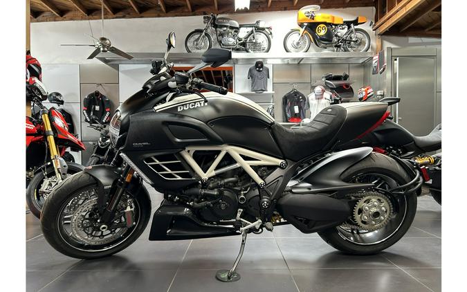 2013 Ducati DIAVEL 1200 AMG