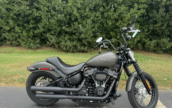 FXBB 2019 Street Bob