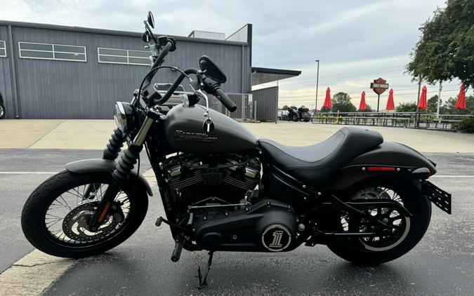 FXBB 2019 Street Bob