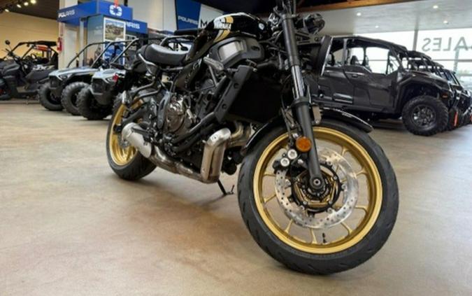 2025 Yamaha XSR700SCB 700