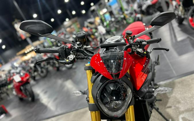 2025 Ducati MONSTER SP