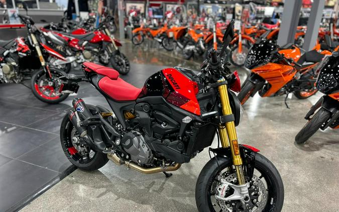 2025 Ducati MONSTER SP