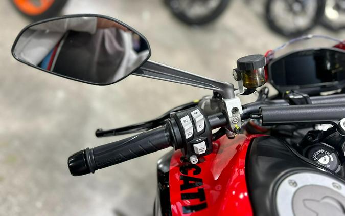 2025 Ducati MONSTER SP