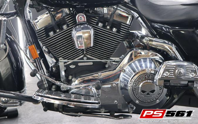 2003 Harley-Davidson FLHRCI Road King® Classic