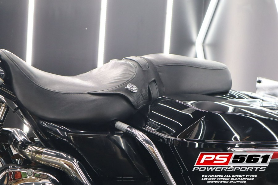 2003 Harley-Davidson FLHRCI Road King® Classic