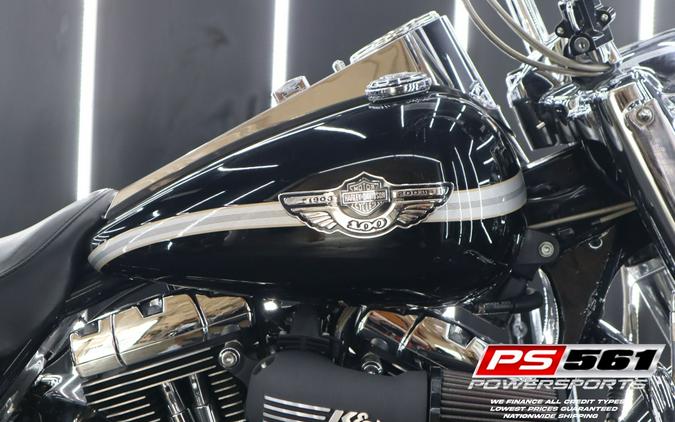 2003 Harley-Davidson FLHRCI Road King® Classic