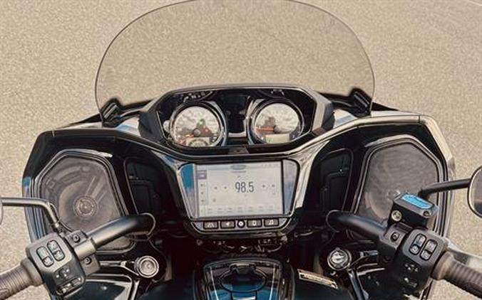 2025 Indian Motorcycle Pursuit® Dark Horse® with 112 and Powerband Audio Package