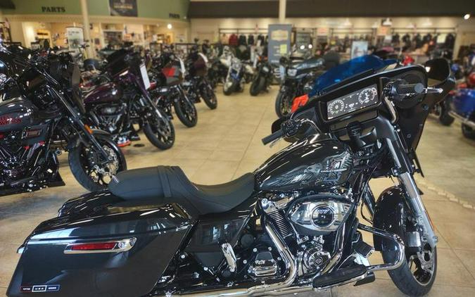 2026 Harley-Davidson® FLHX - Street Glide®