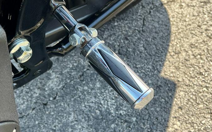 2006 Harley-Davidson Softail FXSTB - Night Train