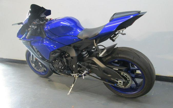 2023 Yamaha YZF-R1