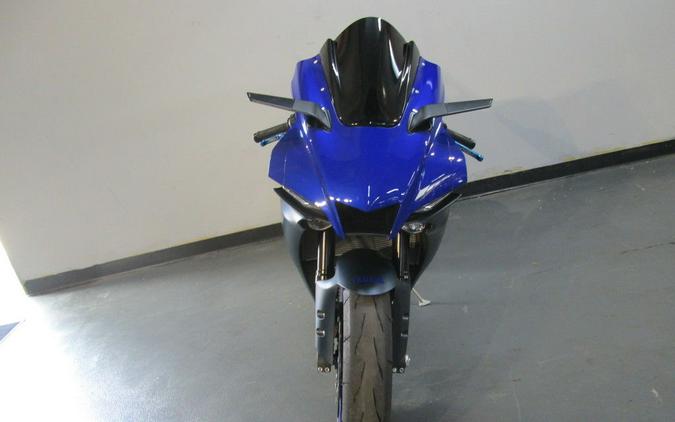 2023 Yamaha YZF-R1