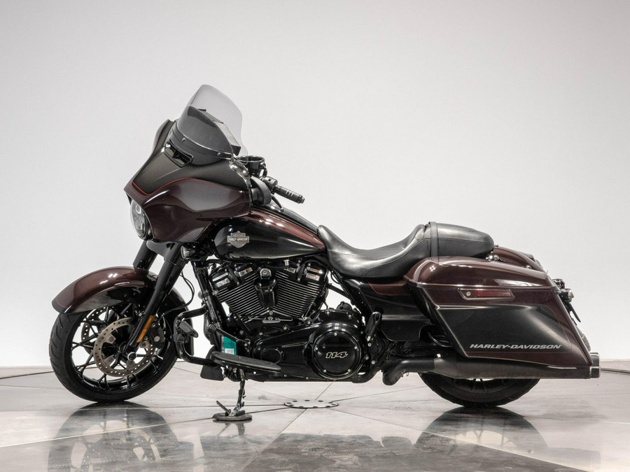 2022 Harley-Davidson FLHXS Street Glide Special in Midnight Crimson/Vivid Black