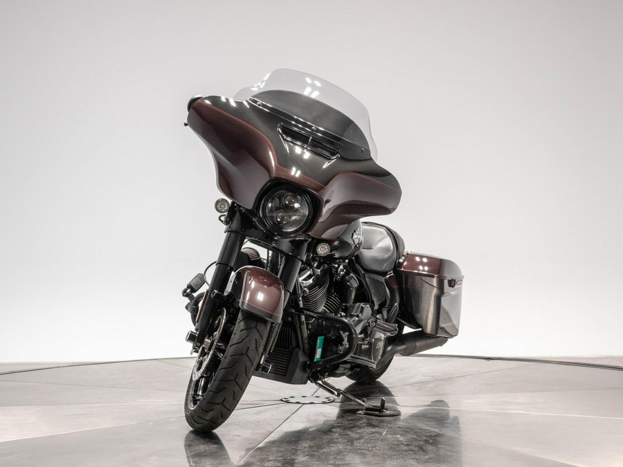 2022 Harley-Davidson FLHXS Street Glide Special in Midnight Crimson/Vivid Black