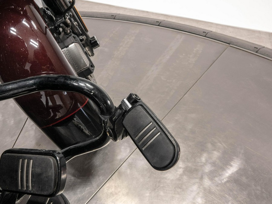 2022 Harley-Davidson FLHXS Street Glide Special in Midnight Crimson/Vivid Black
