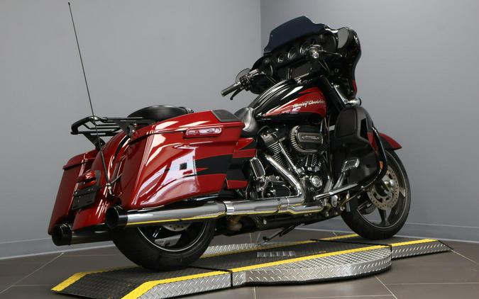 2017 Harley-Davidson® CVO™ Street Glide® Starfire Black/Atomic Red with Contrast Chrome Aggressor Wh