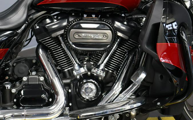 2017 Harley-Davidson® CVO™ Street Glide® Starfire Black/Atomic Red with Contrast Chrome Aggressor Wh