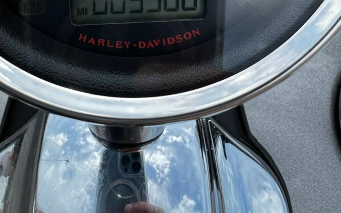 2016 Harley-Davidson Breakout Billet Silver