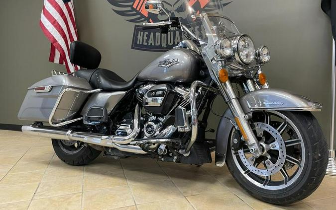 2017 Harley-Davidson® FLHR - Road King®