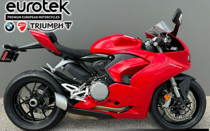 2022 Ducati Panigale V2 Ducati Red