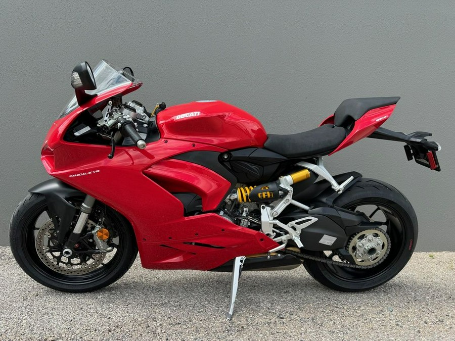 2022 Ducati Panigale V2 Ducati Red