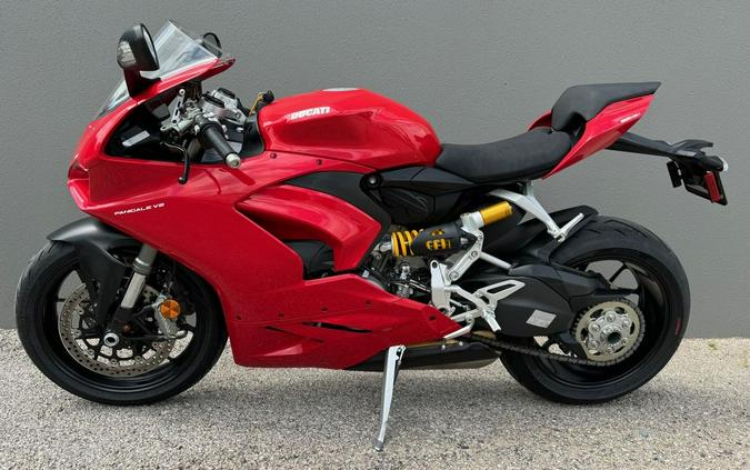 2022 Ducati Panigale V2 Ducati Red