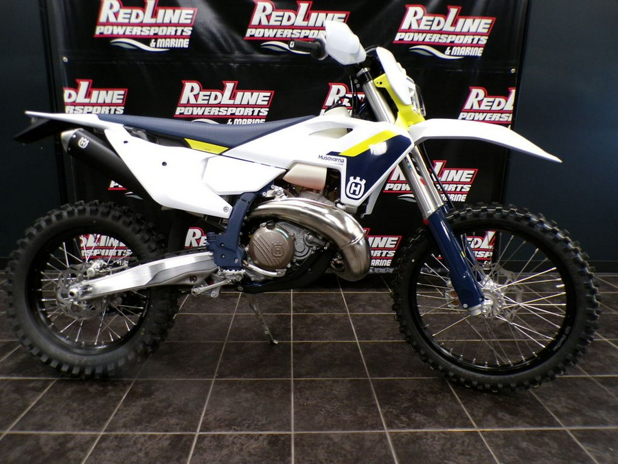 2025 Husqvarna® TE 300