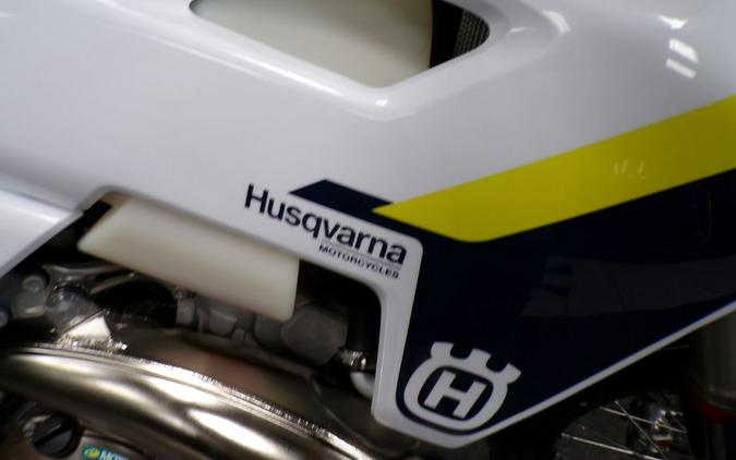 2025 Husqvarna® TE 300