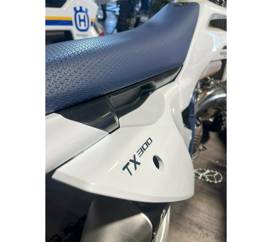 2025 HUSQVARNA TX 300 - 95060
