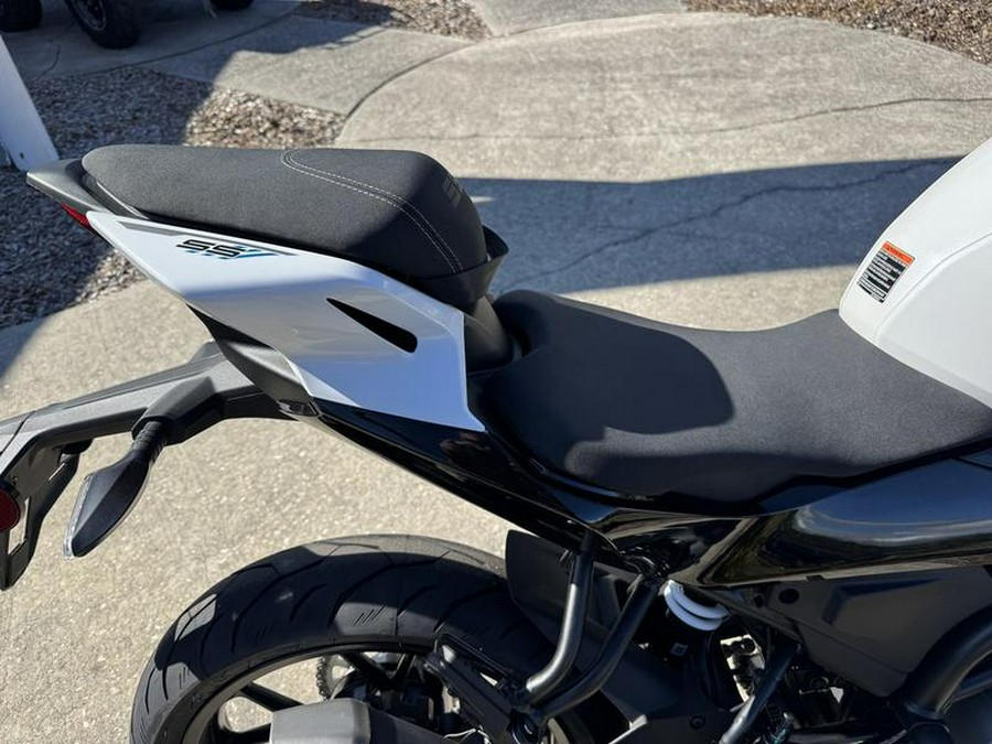 2026 CFMOTO 300SS