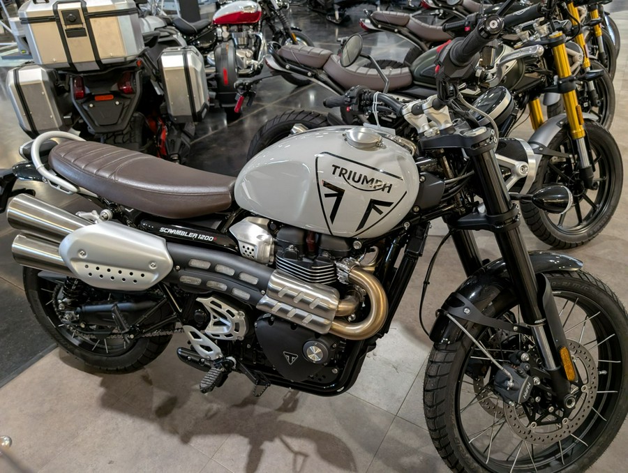 2025 Triumph Scrambler 1200 X