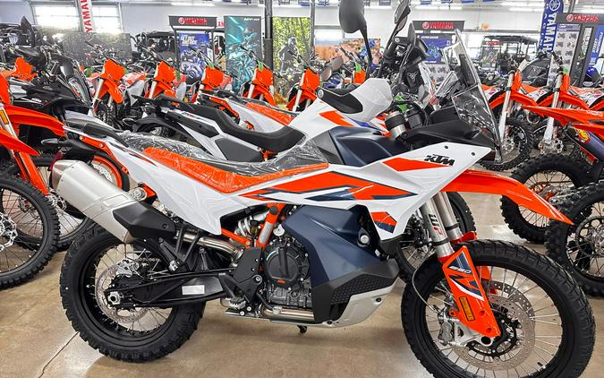 2023 KTM 890 Adventure R First Look [7 Fast Facts + 16 Photos]