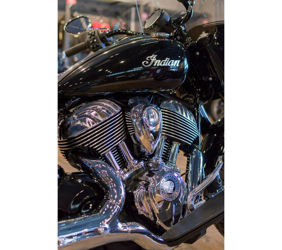 2024 Indian Motorcycle® Super Chief Limited ABS Black Metallic