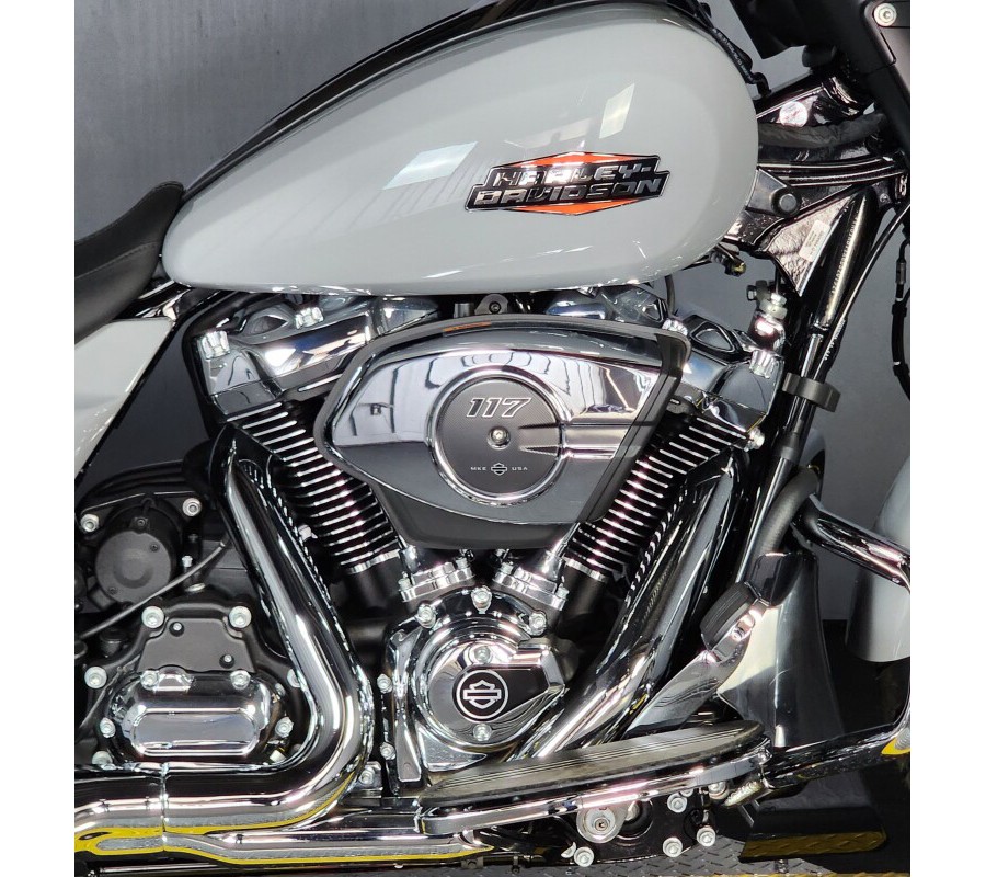 2025 Harley-Davidson Street Glide® FLHX BILLIARD GRAY