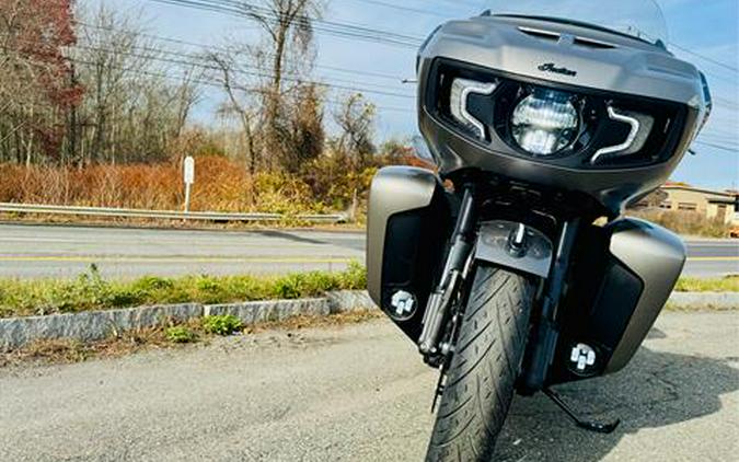 2025 Indian Motorcycle Pursuit® Dark Horse® with 112 and Powerband Audio Package