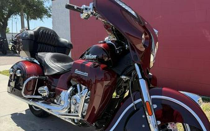 2022 Indian Motorcycle® ROADMASTER, MAROON MTLC/CRIMSON MTLC, 49ST Base