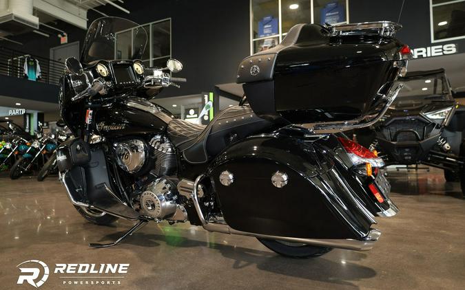 2023 Indian Motorcycle® Roadmaster® Black Metallic