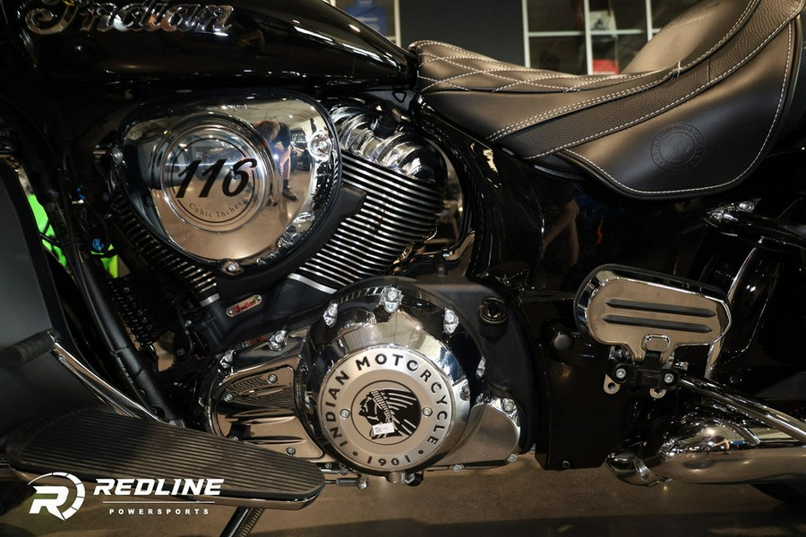 2023 Indian Motorcycle® Roadmaster® Black Metallic