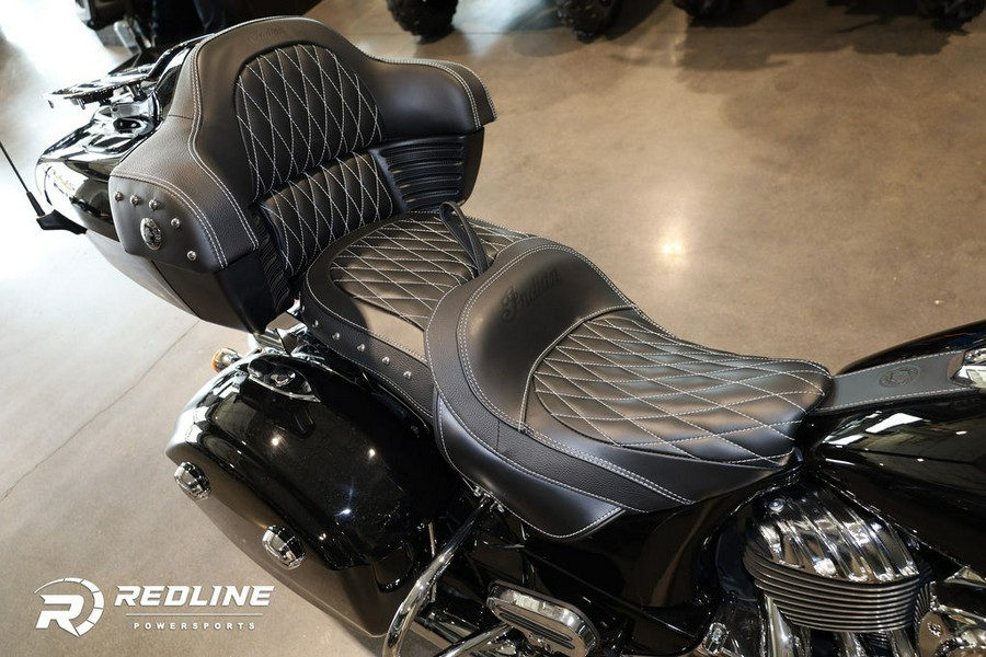 2023 Indian Motorcycle® Roadmaster® Black Metallic