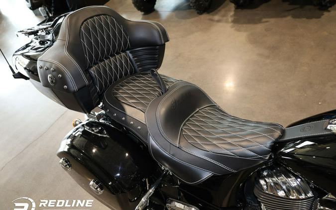 2023 Indian Motorcycle® Roadmaster® Black Metallic