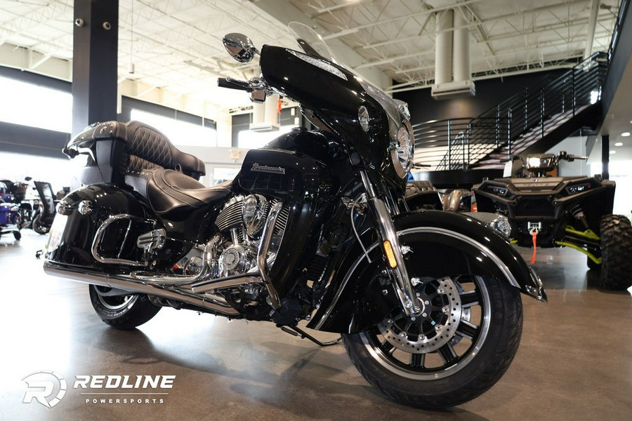 2023 Indian Motorcycle® Roadmaster® Black Metallic