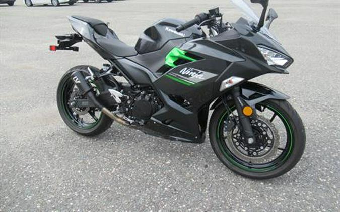 2023 Kawasaki Ninja 400 ABS