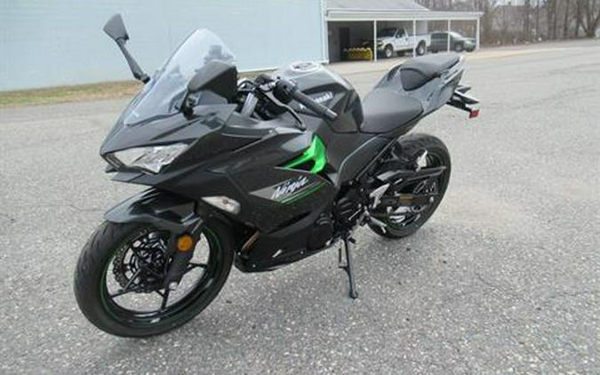 2023 Kawasaki Ninja 400 ABS