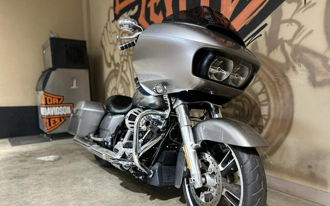 FLTRX 2017 Road Glide®