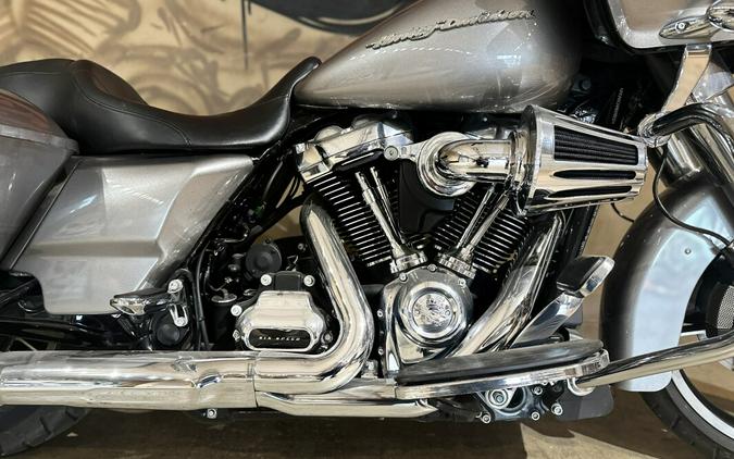 FLTRX 2017 Road Glide®