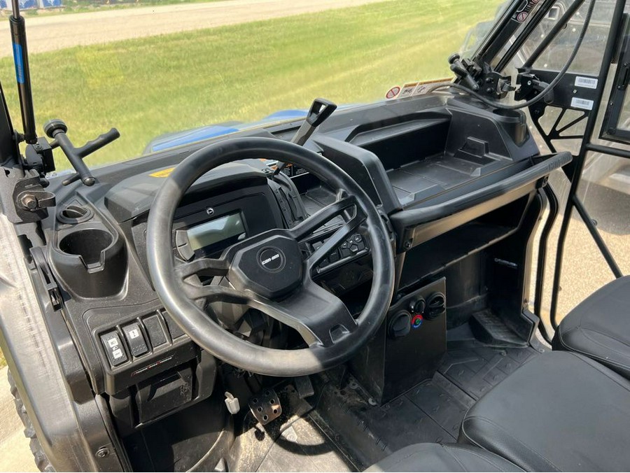 2019 Can-Am Defender XT™ HD10